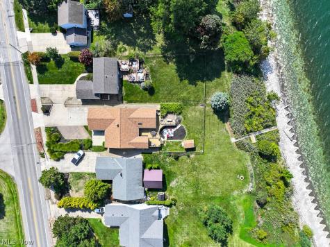 33091 Lake Shore Boulevard Eastlake OH 44095