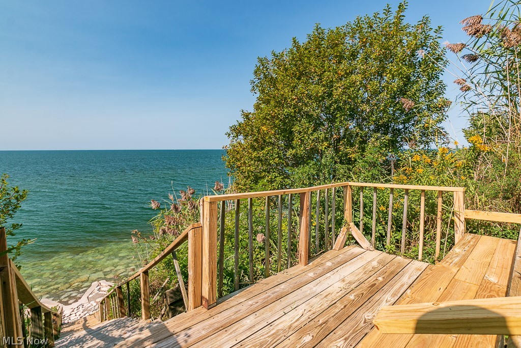 33091 Lake Shore Boulevard Eastlake OH 44095