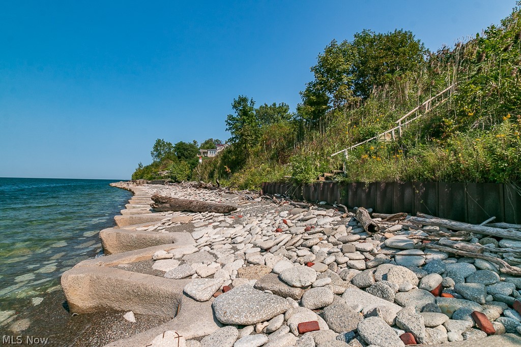 33091 Lake Shore Boulevard Eastlake OH 44095