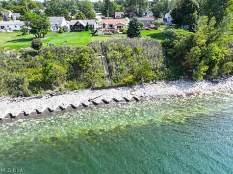 33091 Lake Shore Boulevard Eastlake OH 44095