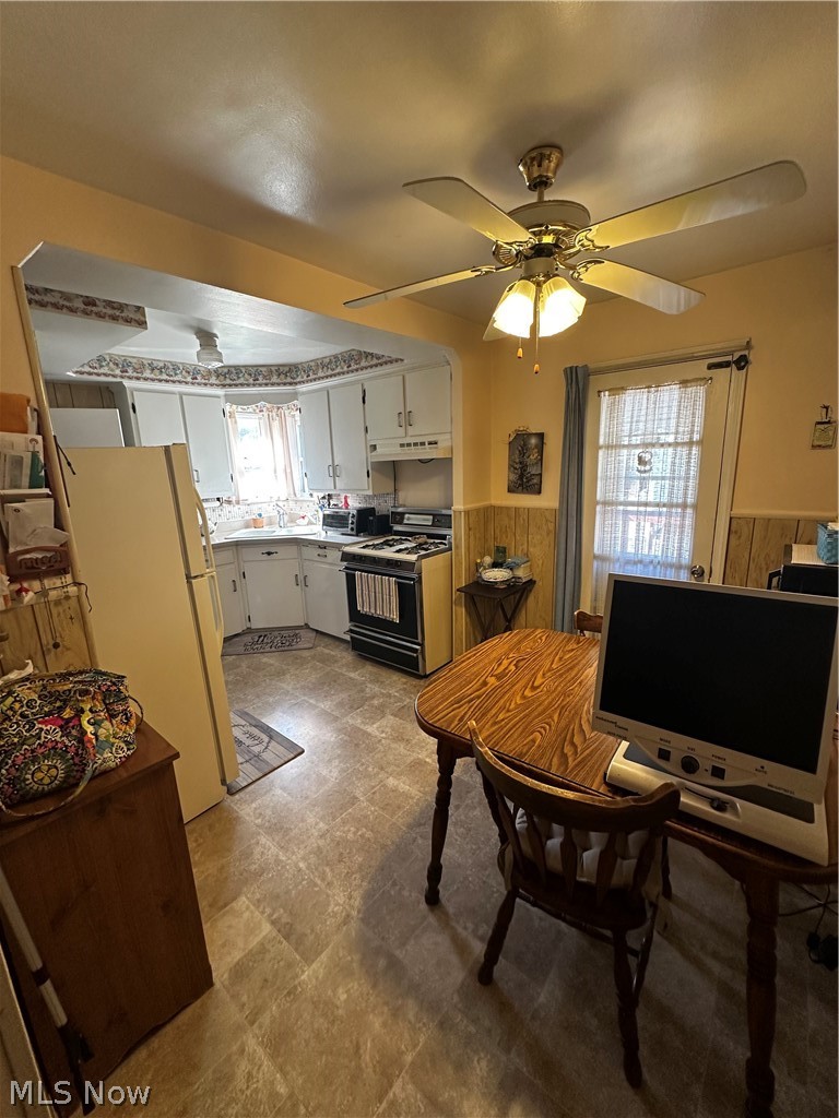 17813 Dalewood Avenue Maple Heights OH 44137