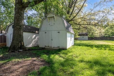 32696 Surrey Lane Avon Lake OH 44012