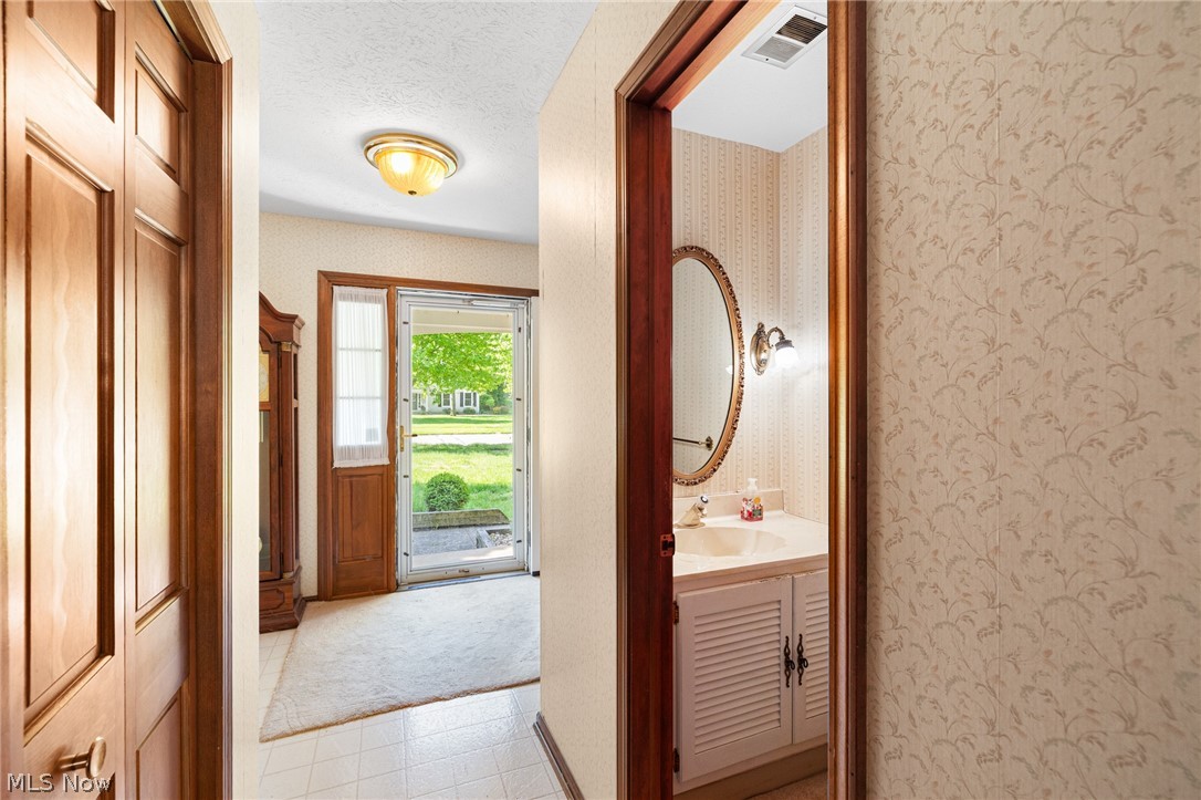 32696 Surrey Lane Avon Lake OH 44012