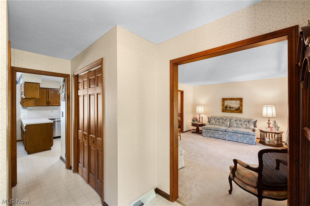 32696 Surrey Lane Avon Lake OH 44012