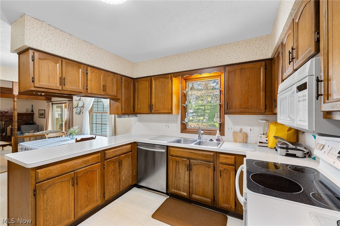 32696 Surrey Lane Avon Lake OH 44012