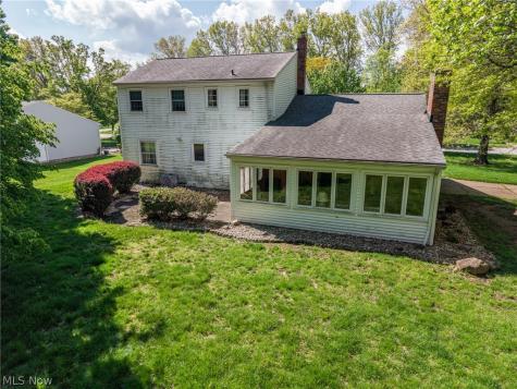 32696 Surrey Lane Avon Lake OH 44012