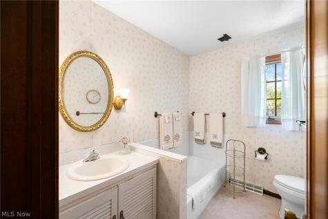 32696 Surrey Lane Avon Lake OH 44012