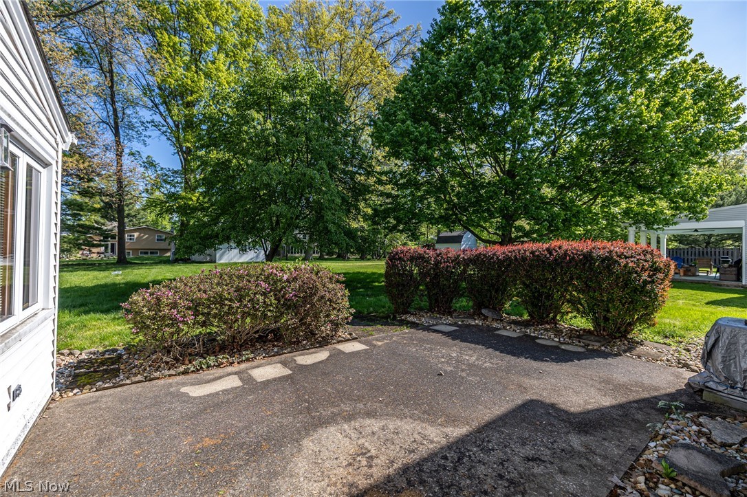 32696 Surrey Lane Avon Lake OH 44012