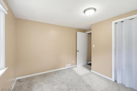 2195 Par Drive Akron OH 44312