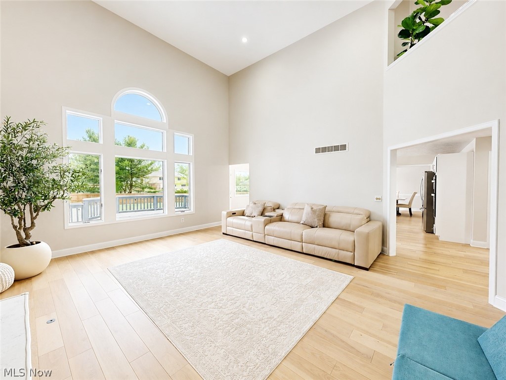 608 Dewitt Drive Highland Heights OH 44143