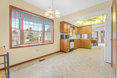 1002 Avian Court Brunswick OH 44212