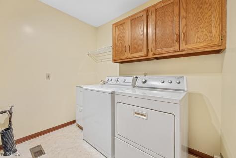 1002 Avian Court Brunswick OH 44212