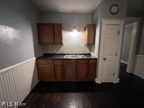 1976 Smithfield Street Youngstown OH 44509