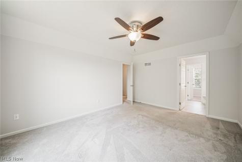 29080 Pembrooke Boulevard Olmsted Twp OH 44138