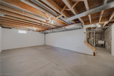 29080 Pembrooke Boulevard Olmsted Twp OH 44138