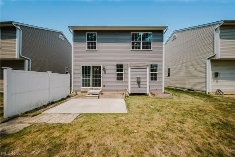 29080 Pembrooke Boulevard Olmsted Twp OH 44138