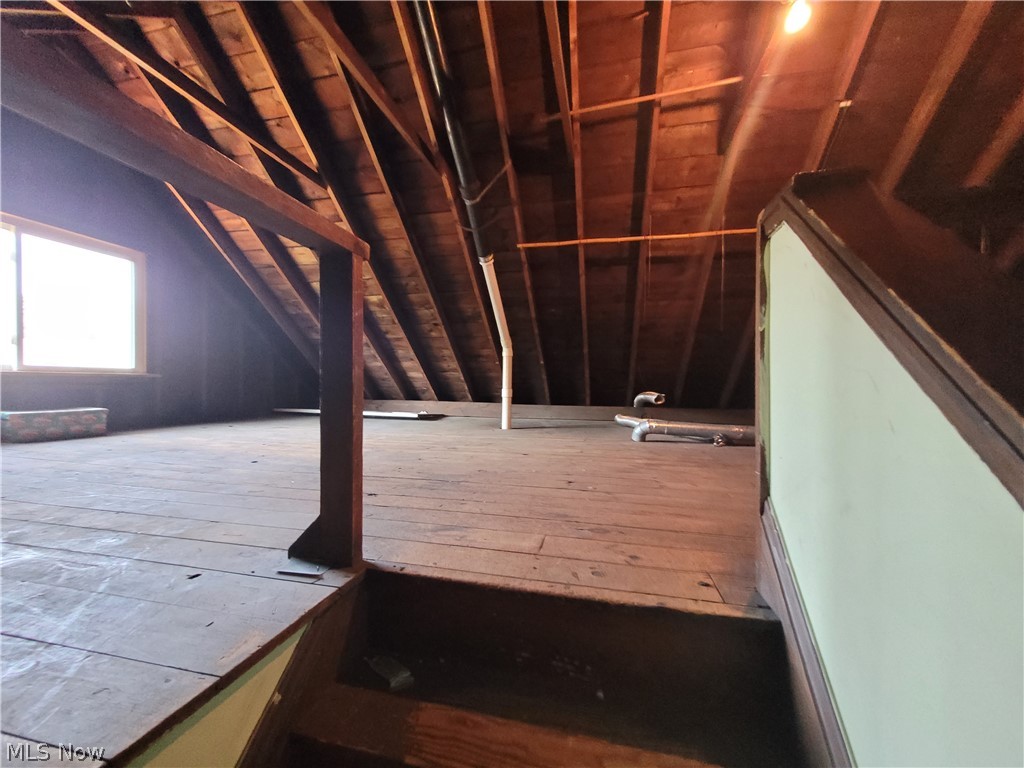 4222 Behrwald Avenue Cleveland OH 44109