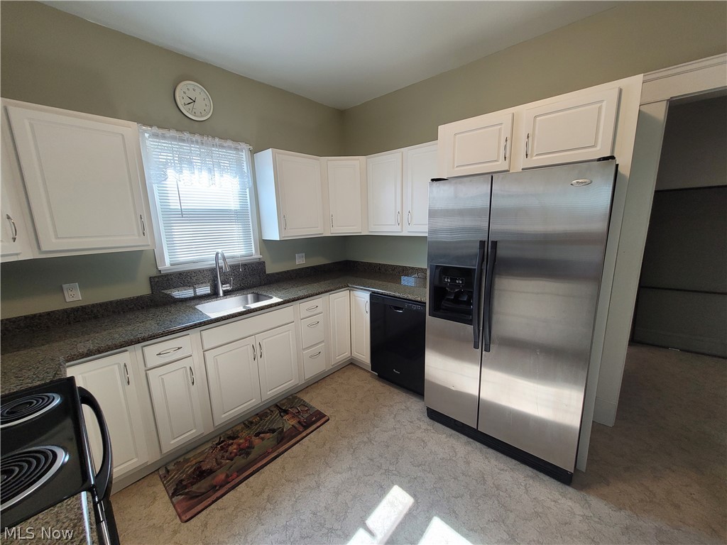 4222 Behrwald Avenue Cleveland OH 44109