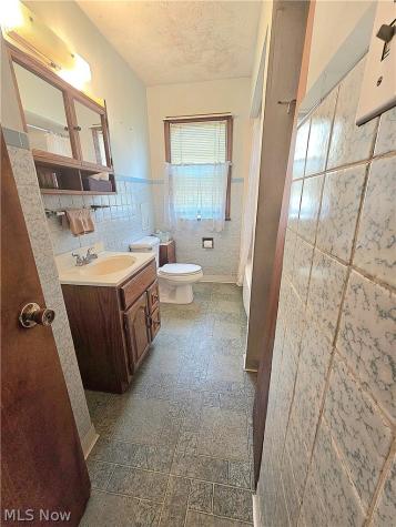 6040 W 54th Street Parma OH 44129