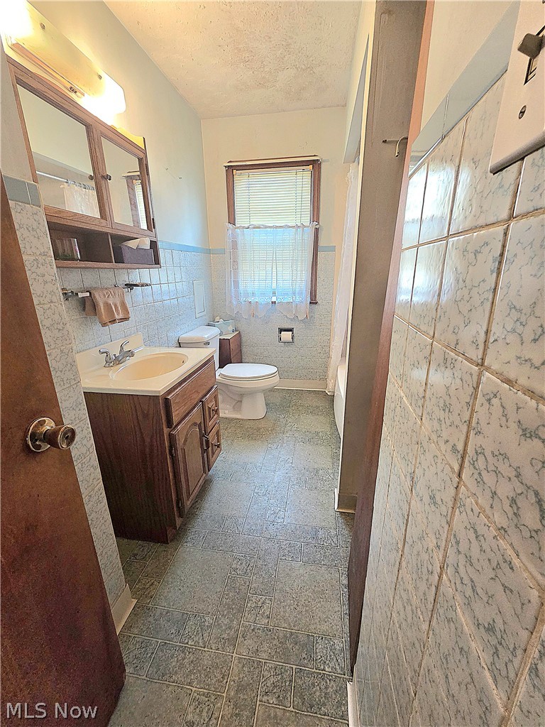 6040 W 54th Street Parma OH 44129