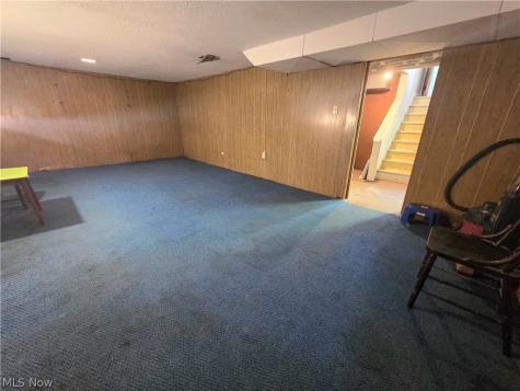 6040 W 54th Street Parma OH 44129