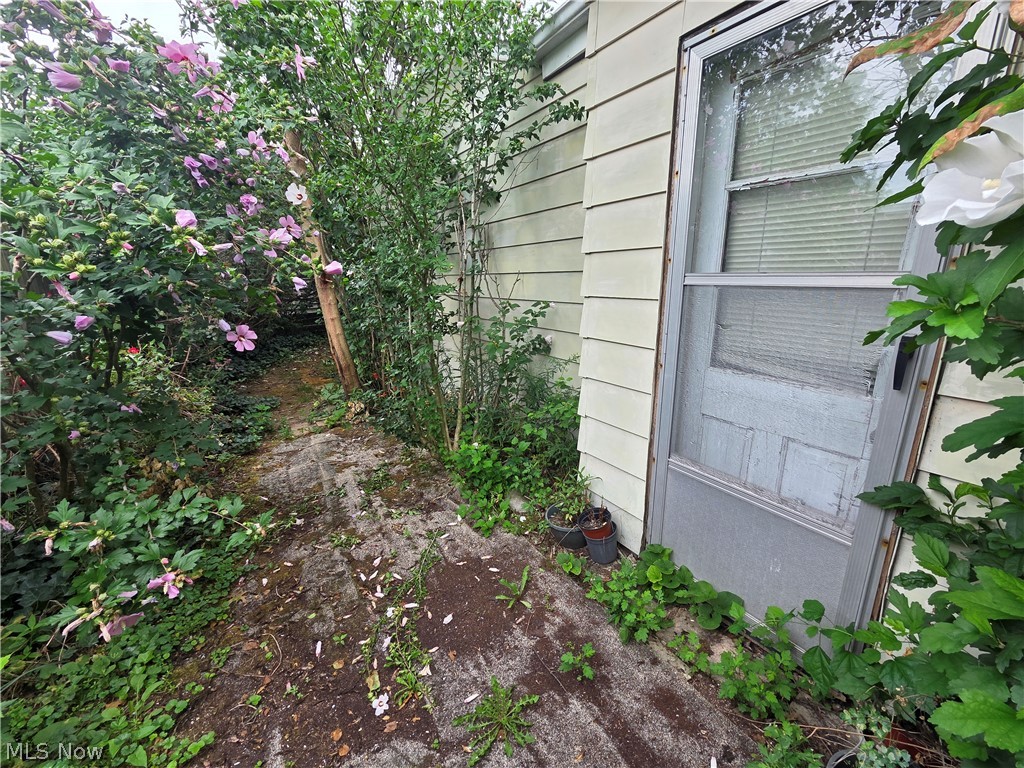 6040 W 54th Street Parma OH 44129