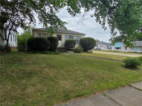 6040 W 54th Street Parma OH 44129