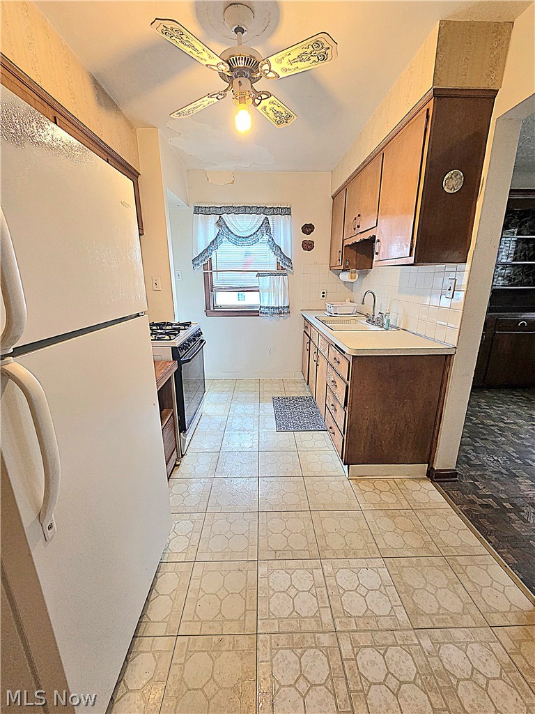 6040 W 54th Street Parma OH 44129