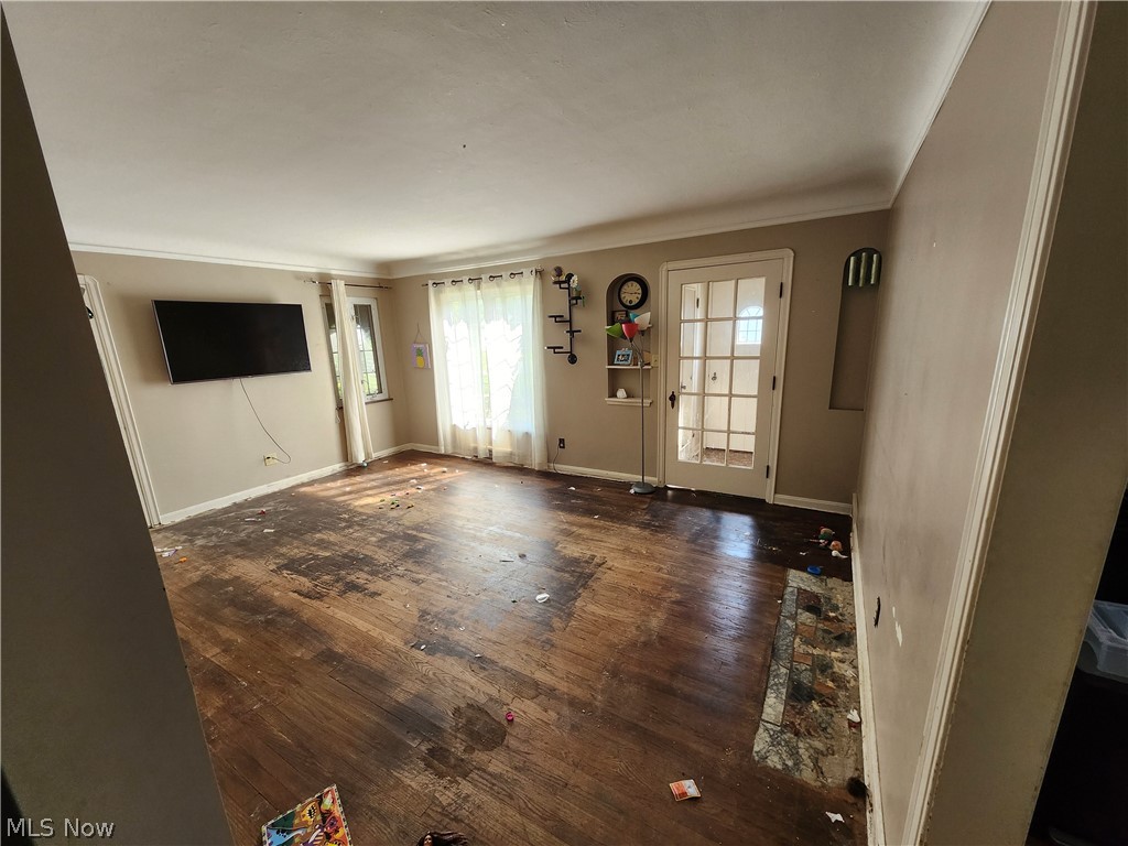 5916 Edgehill Drive Parma Heights OH 44130