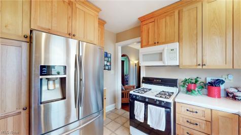 356 Avery Avenue Bedford OH 44146
