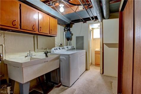 13495 Donald Drive Brook Park OH 44142