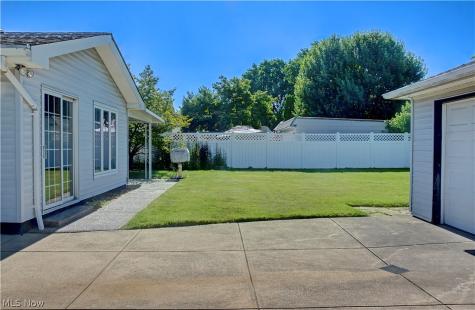13495 Donald Drive Brook Park OH 44142