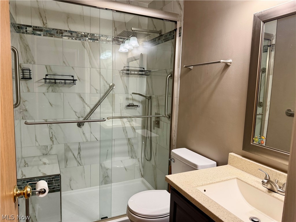 255 Abbotsford Drive Sheffield Lake OH 44054