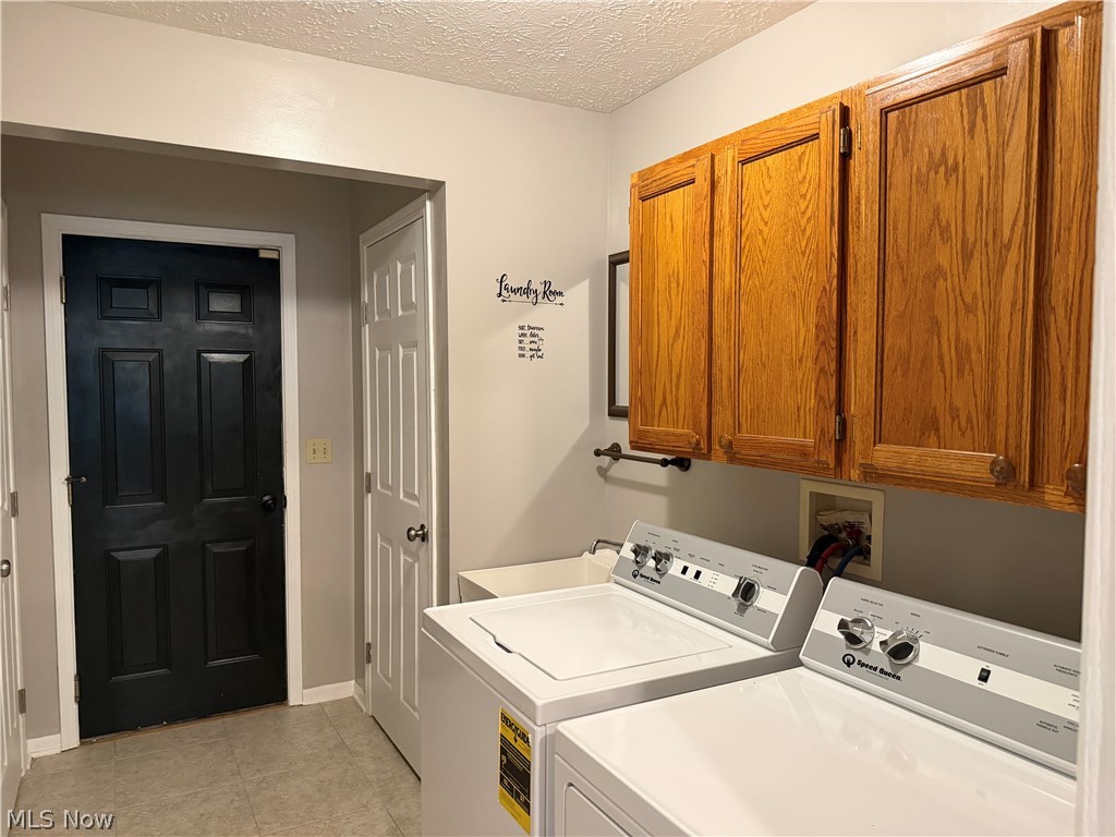 255 Abbotsford Drive Sheffield Lake OH 44054