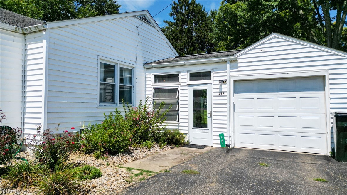 987 Country Club Drive Zanesville OH 43701