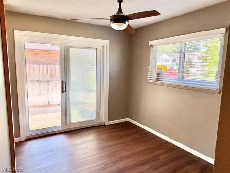 183 E Overlook Drive Eastlake OH 44095