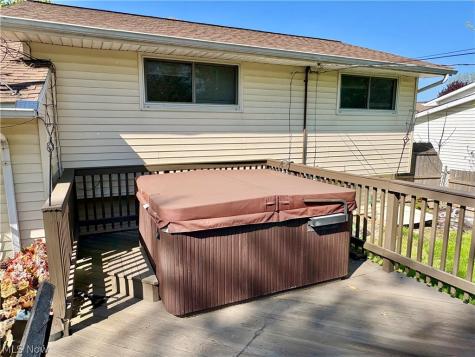 183 E Overlook Drive Eastlake OH 44095