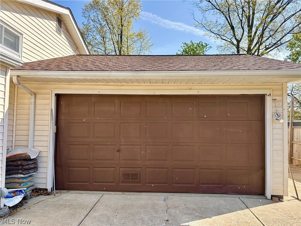 183 E Overlook Drive Eastlake OH 44095