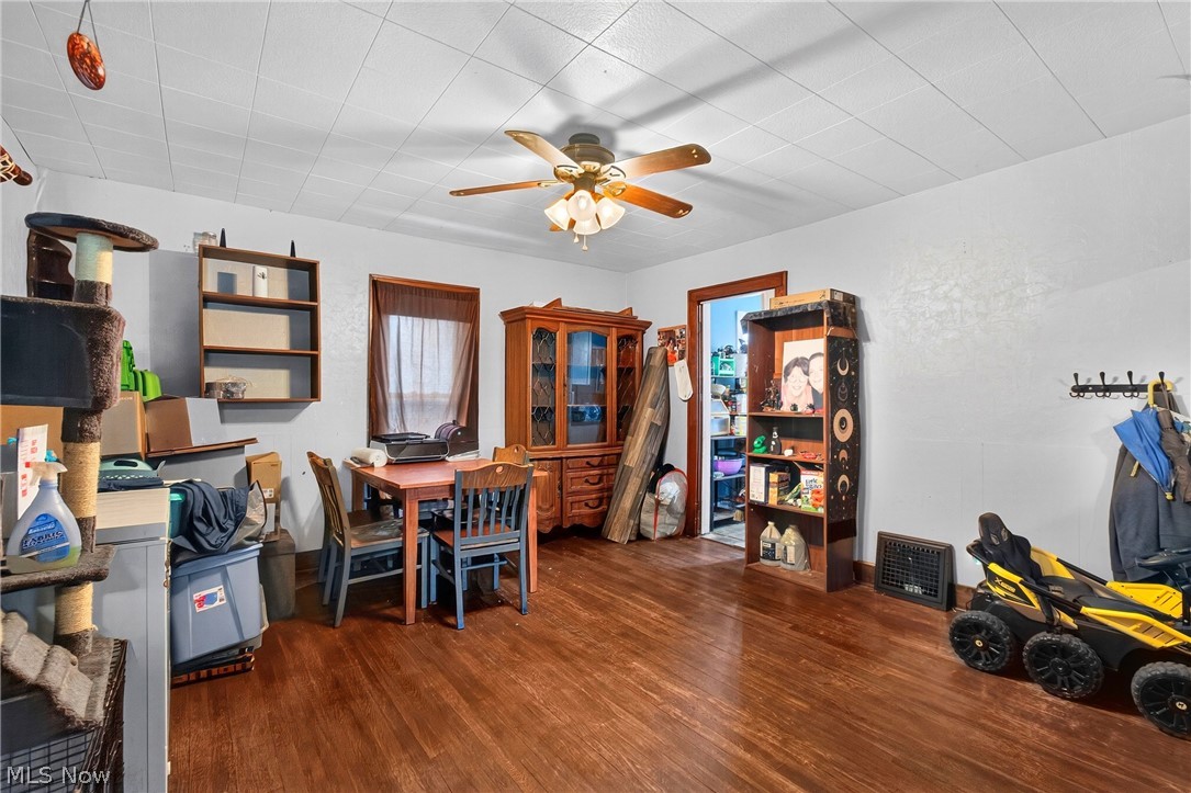 978 Wooster Road Barberton OH 44203