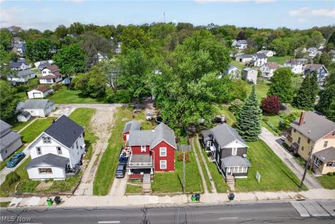 978 Wooster Road Barberton OH 44203