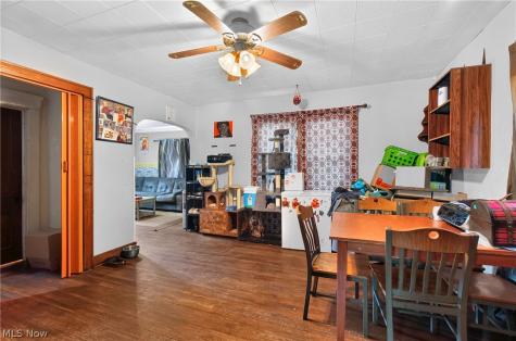 978 Wooster Road Barberton OH 44203