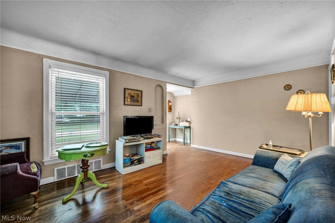 111 Forest Hill Drive Avon Lake OH 44012