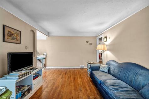 111 Forest Hill Drive Avon Lake OH 44012