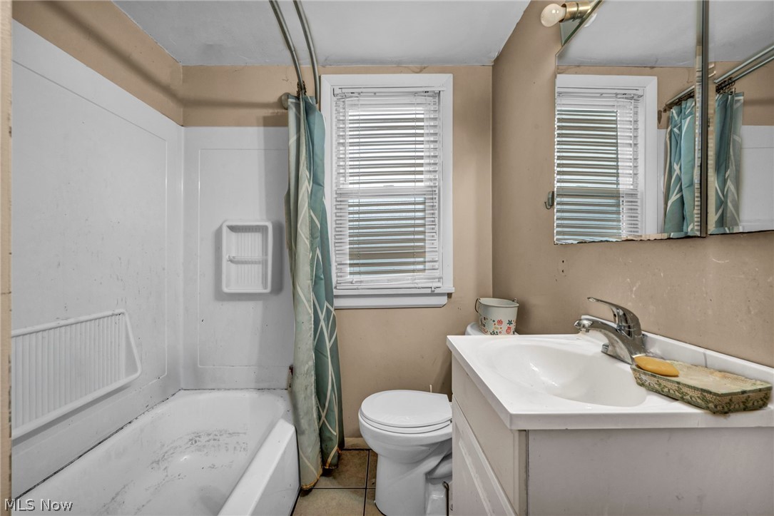 111 Forest Hill Drive Avon Lake OH 44012