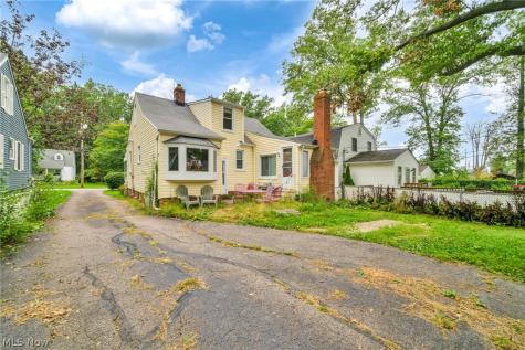 111 Forest Hill Drive Avon Lake OH 44012
