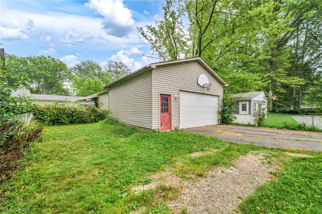111 Forest Hill Drive Avon Lake OH 44012