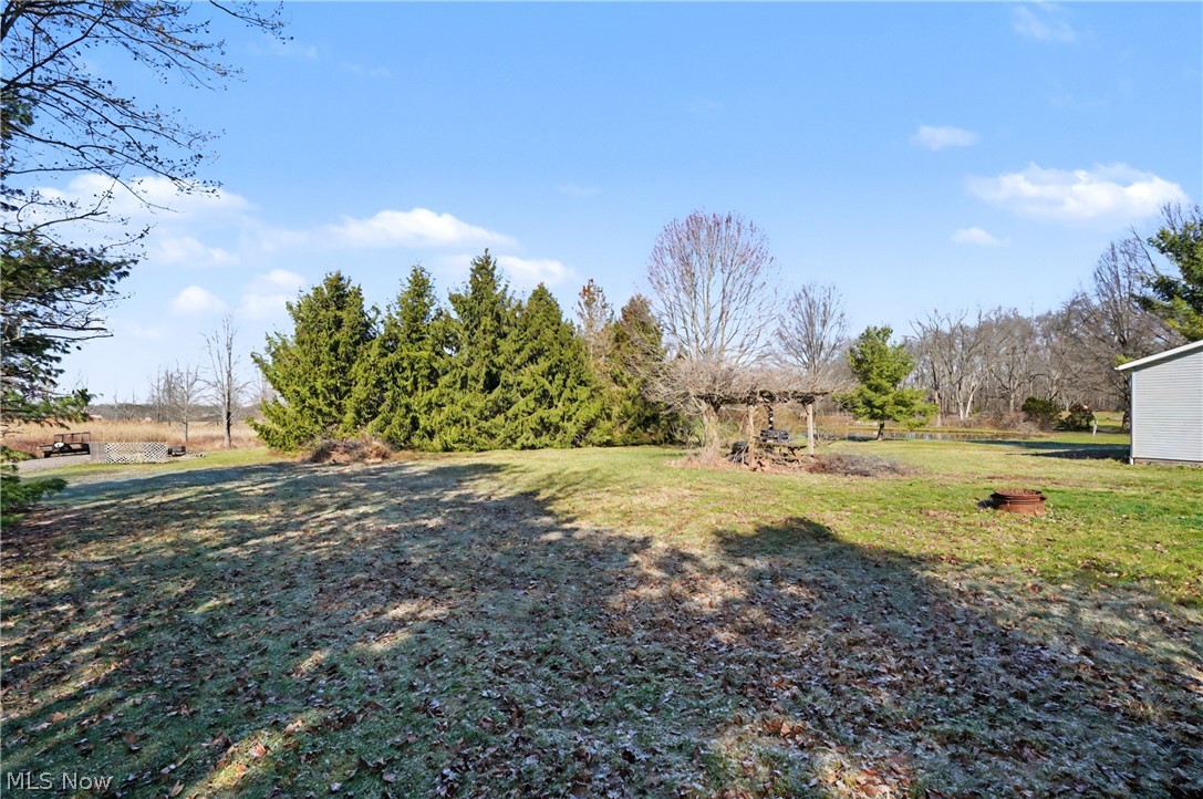 2122 S Pricetown Road Diamond OH 44412