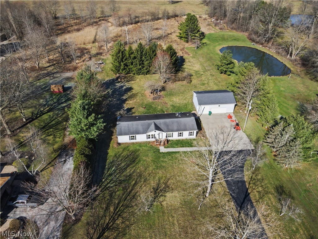 2122 S Pricetown Road Diamond OH 44412