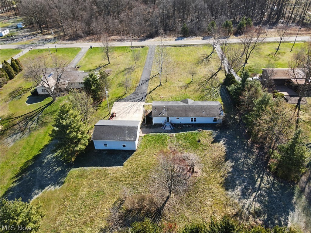 2122 S Pricetown Road Diamond OH 44412