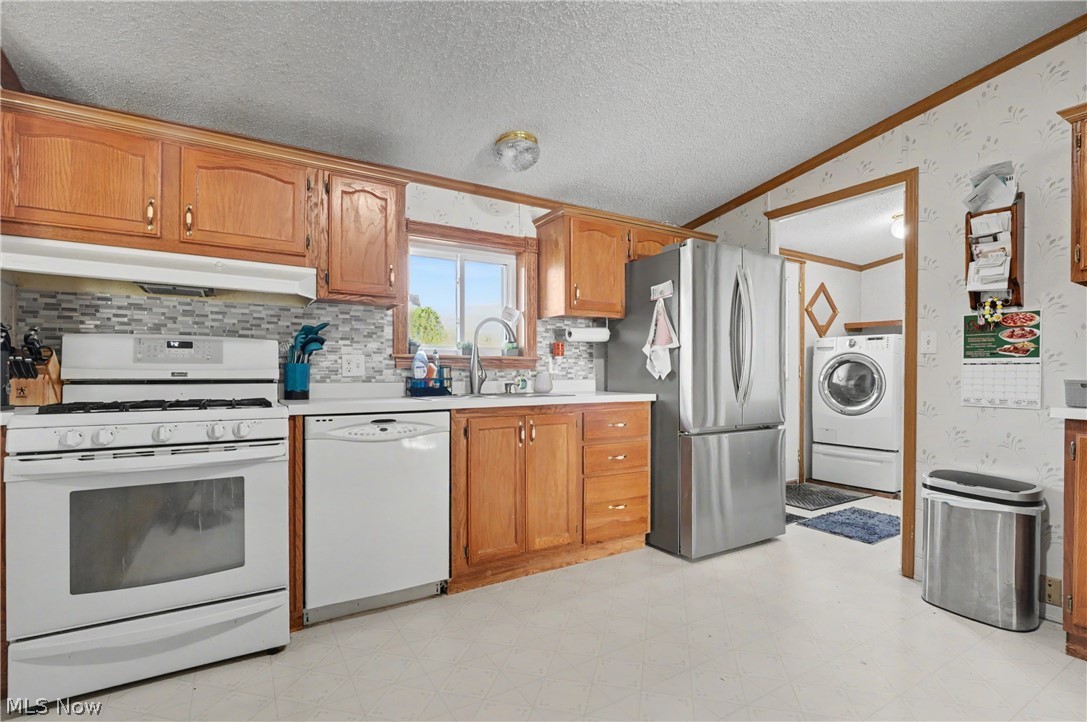 2122 S Pricetown Road Diamond OH 44412